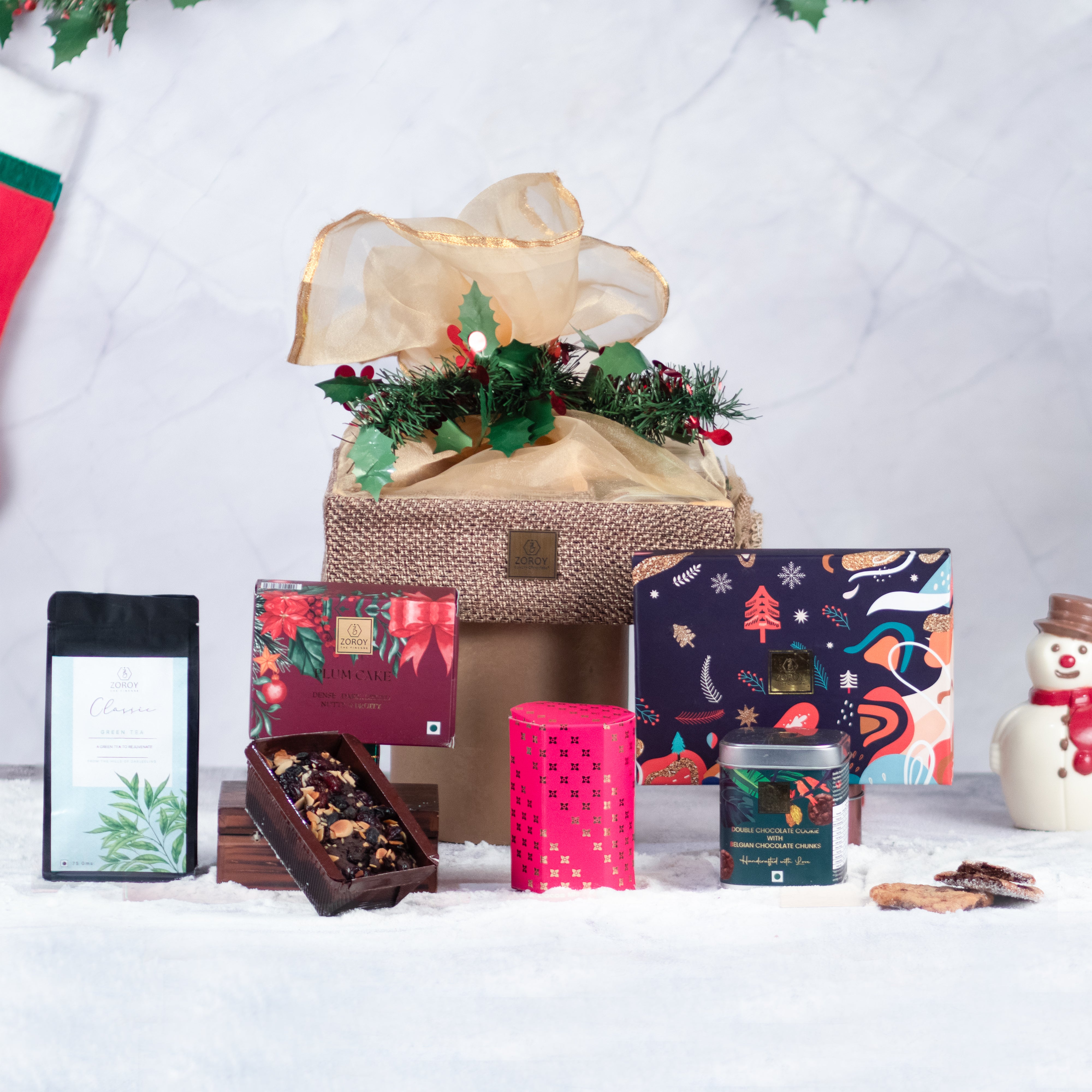 SurpriseForU Mini Celebrations Gift Hamper | Christmas Chocolate Gift Hamper  | New Year Chocolate Gift | Chocolate Gift | Christmas Gift | Chocolate Gift  Hamper Combo Price in India - Buy SurpriseForU