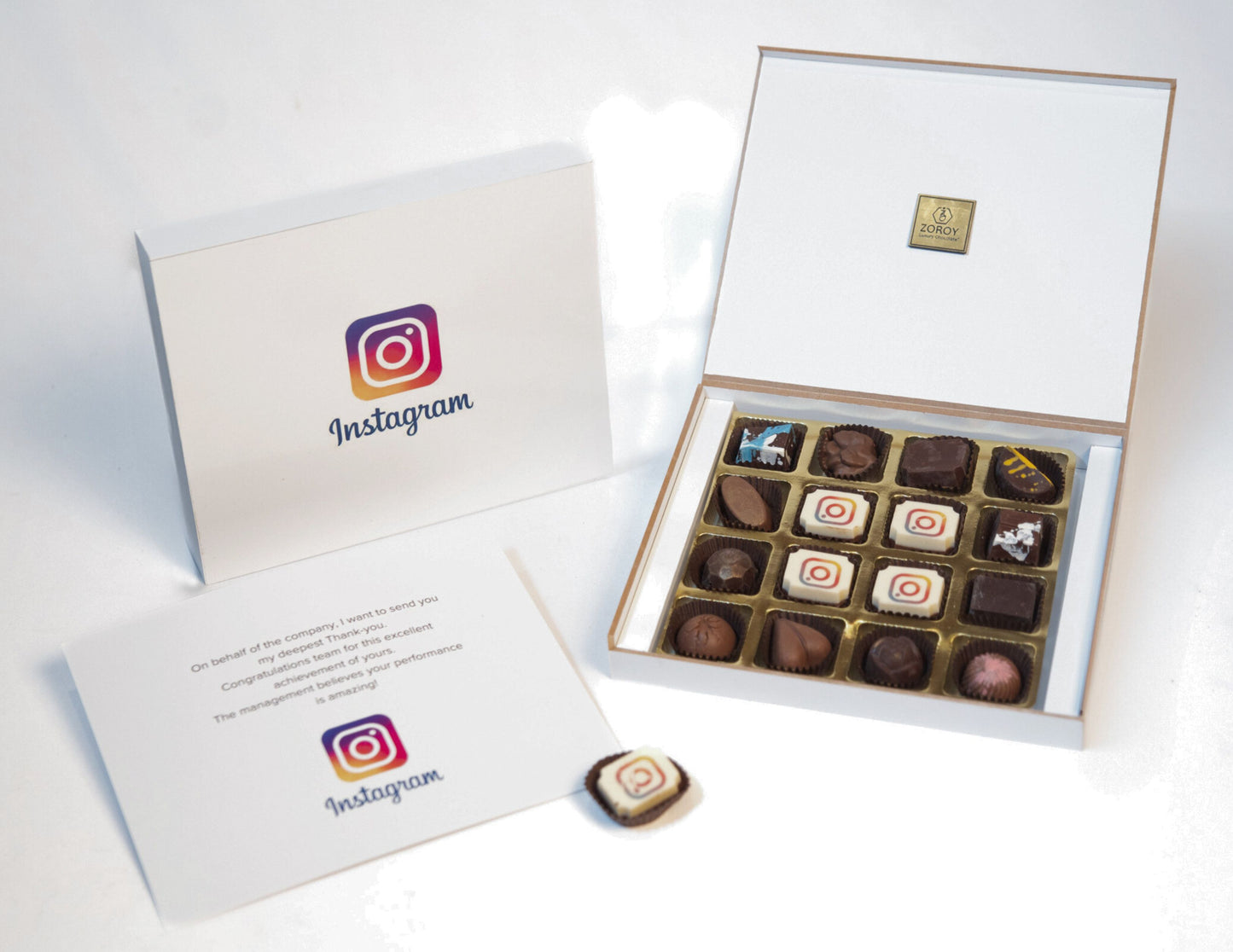 ZOROY Personalised Customised Photo Printed Wooden Chocolate Gift Box of 16 - Corporate  Gifts with Company Name, Brand Logo printed on Chocolates and Personalised Message Card