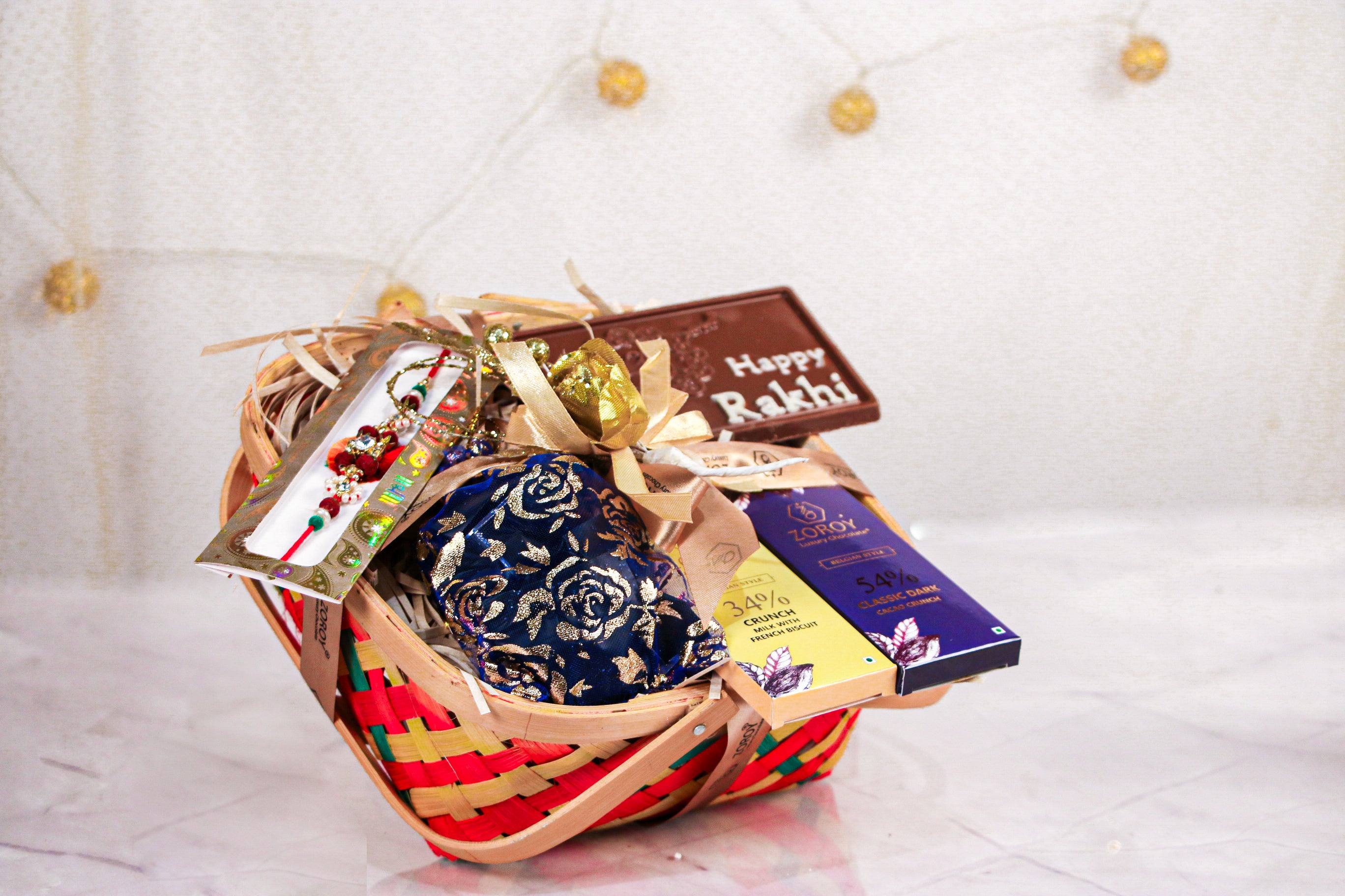 TheYaYaCafe Rakhi/Birthday Gift Combo for Sister | Mug, Cushion (With  Filler), 60gm Cadbury Dairy Milk Silk | Set of 4 Hamper for Sister :  Amazon.in: Grocery & Gourmet Foods