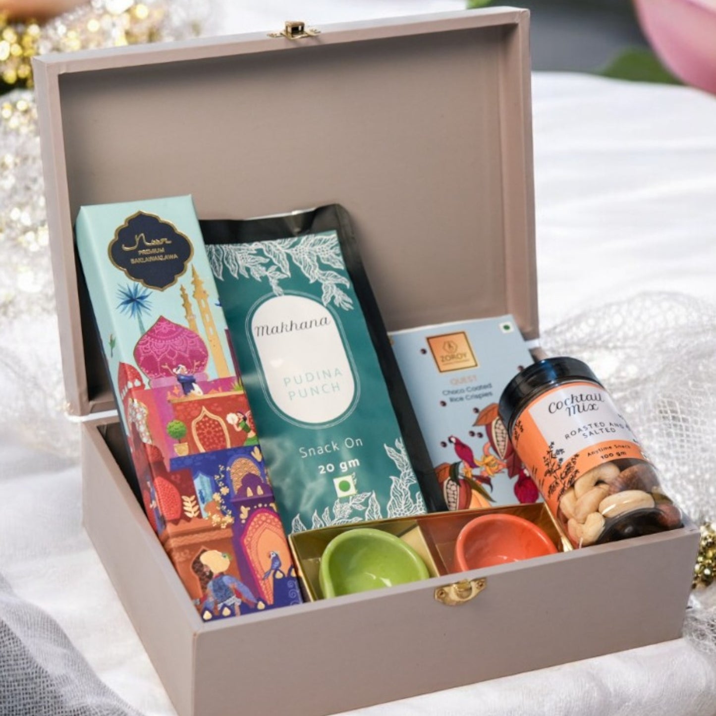 ZOROY Treasure Hamper (Medium) – Wooden Box with Premium Baklavas 4 Nos, Snack Pack 1 No, 100g Cocktail Mixed Nuts, 50g Chocolate Coated Rice Crispies, and 2 Ceramic Diyas- Ideal for Festive Diwali Gifting