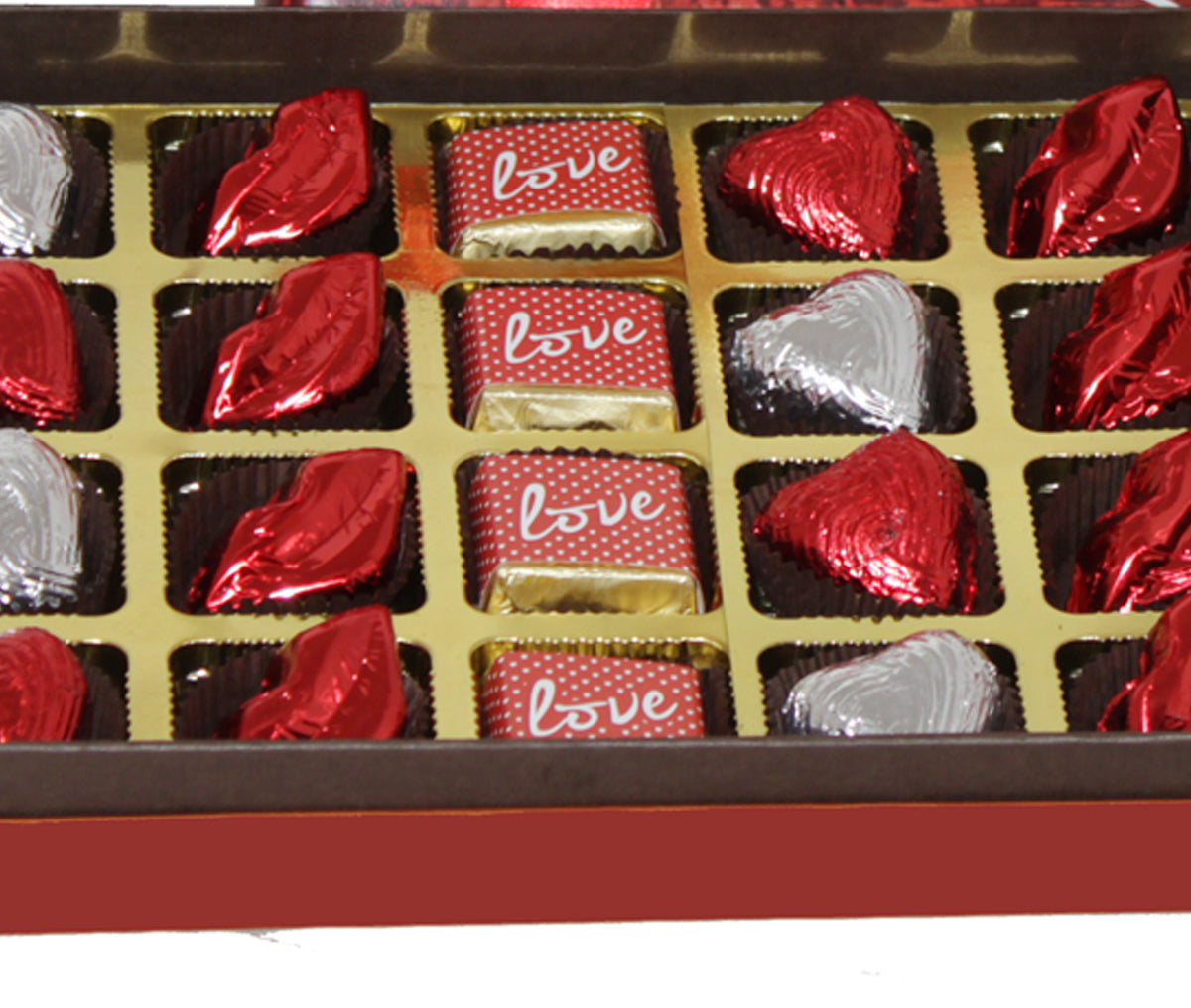 ZOROY LUXURY CHOCOLATE Red Silk Box with Valentines special chocolates