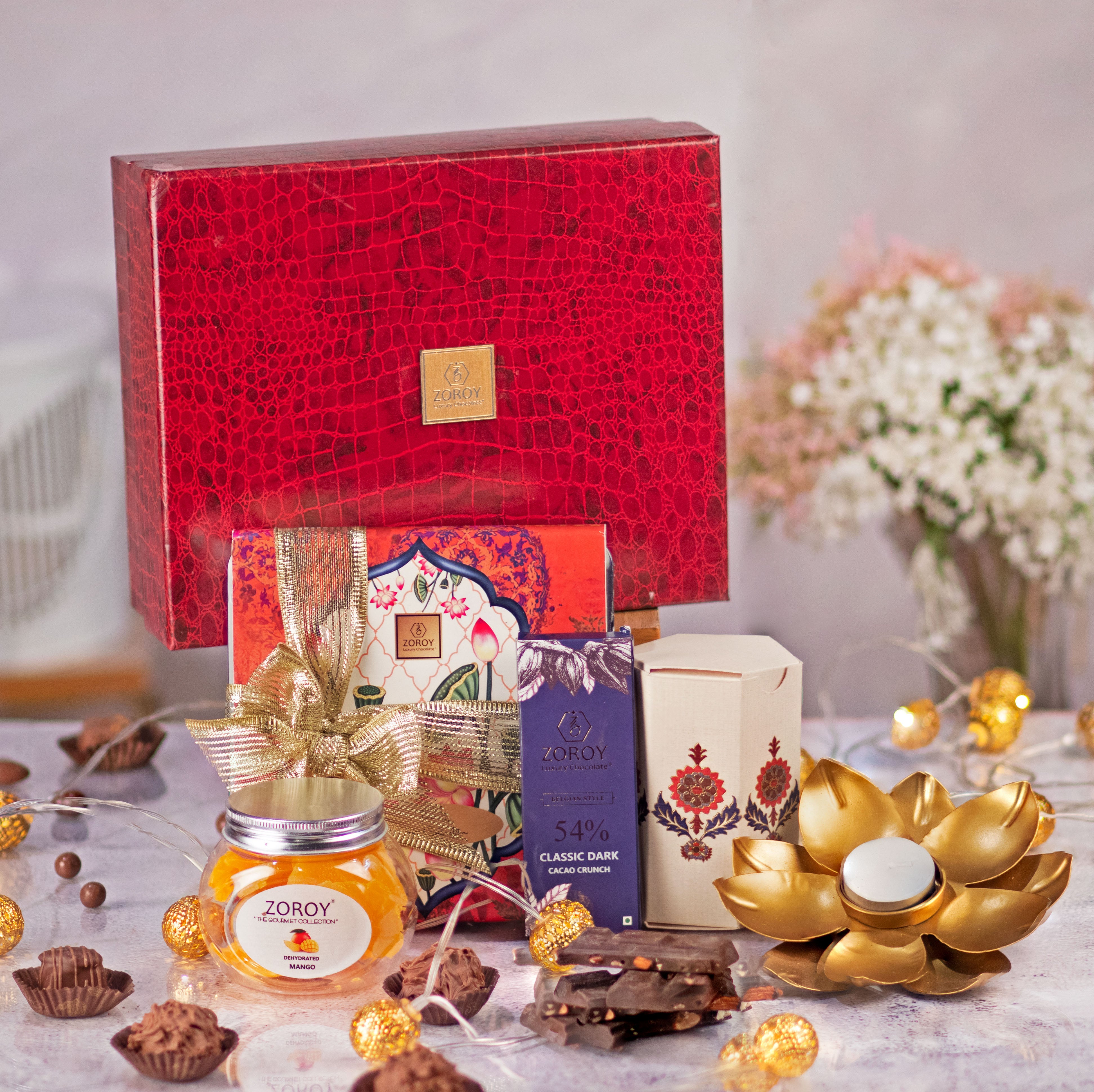 Buy Luxury gift hampers online at affordable price-Grandeur Gifts